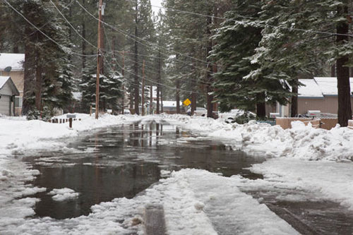What to Do When Your Roof Leaks During Winter